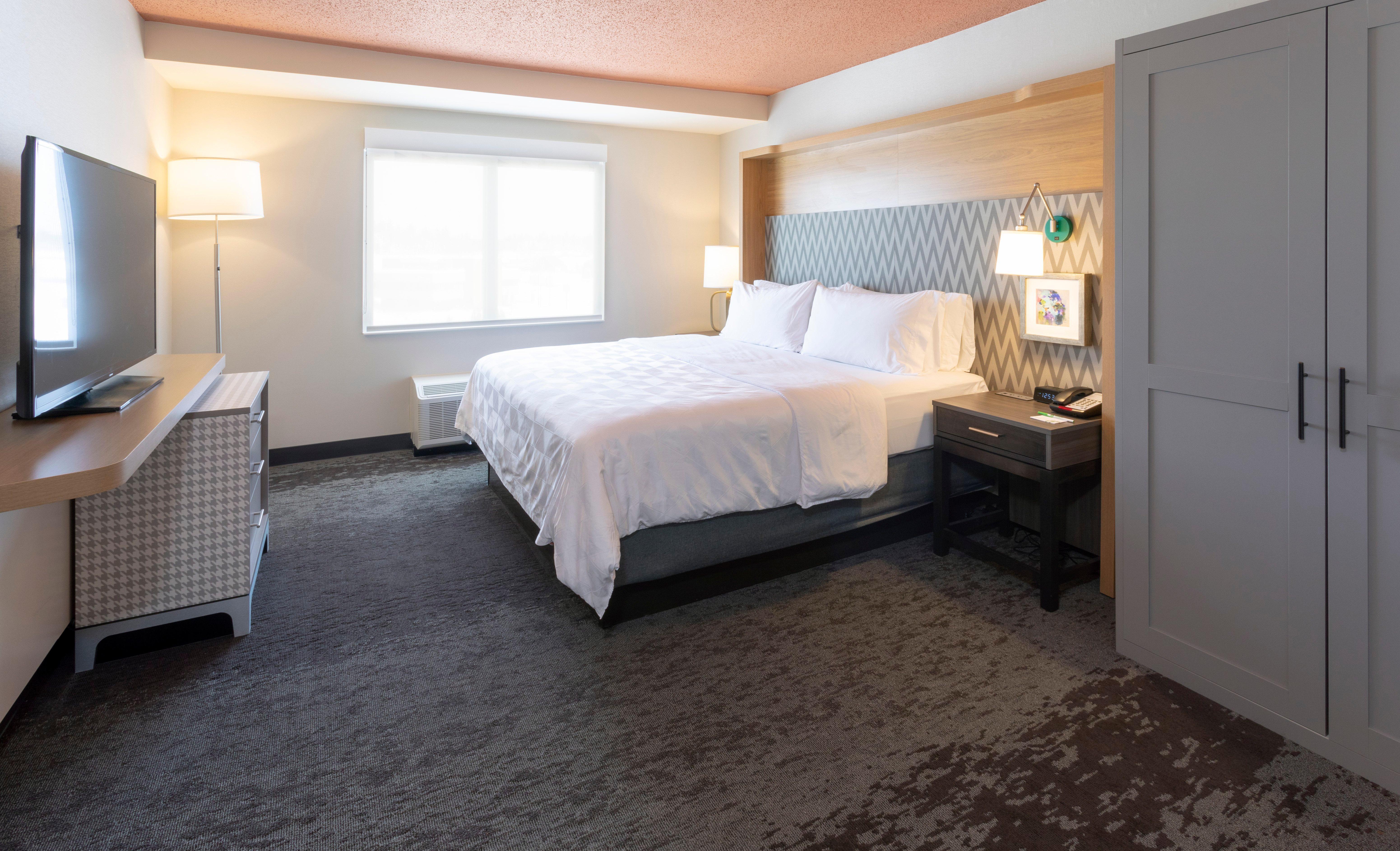 By Ihg Hotel Marquette