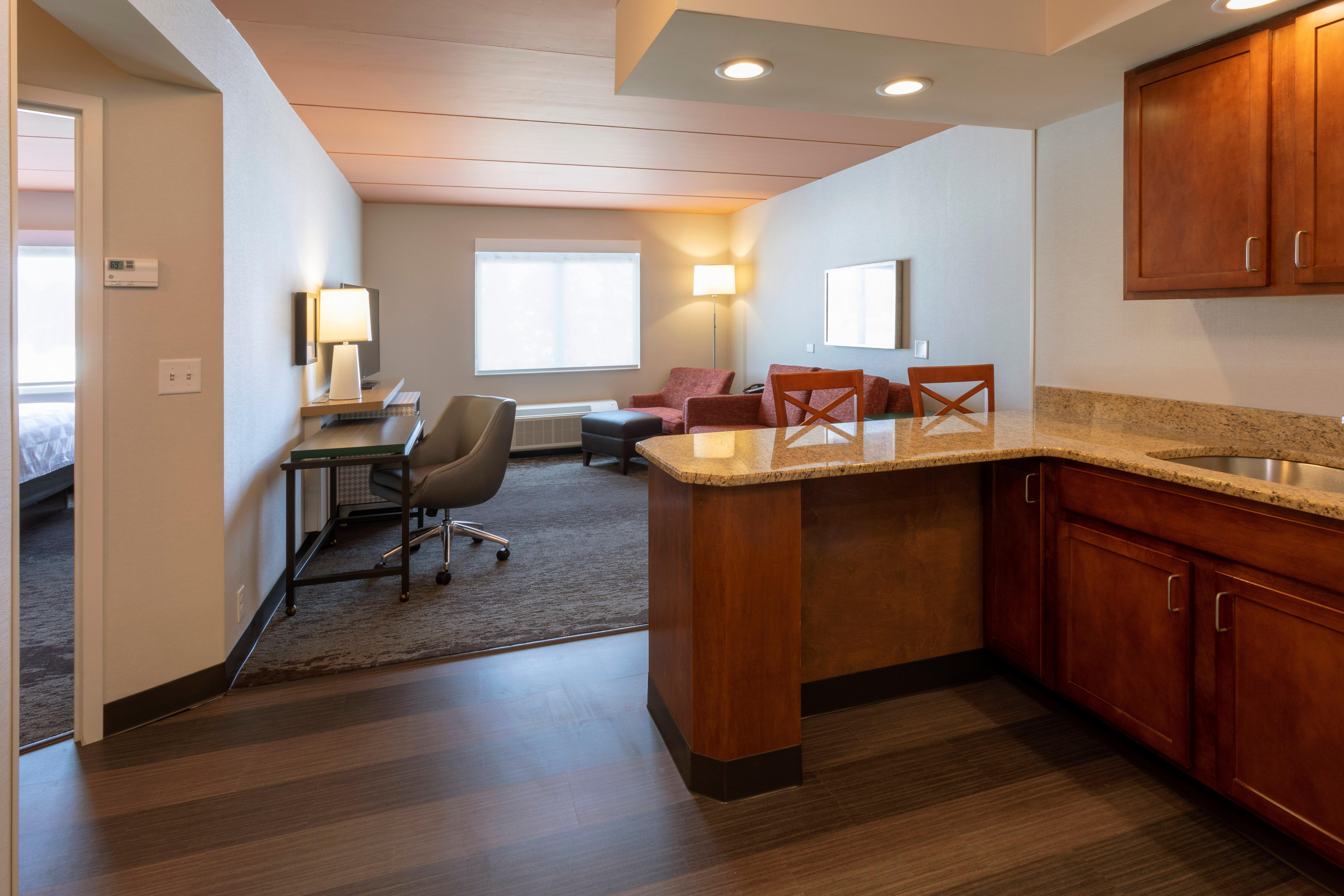 Hotel By Ihg