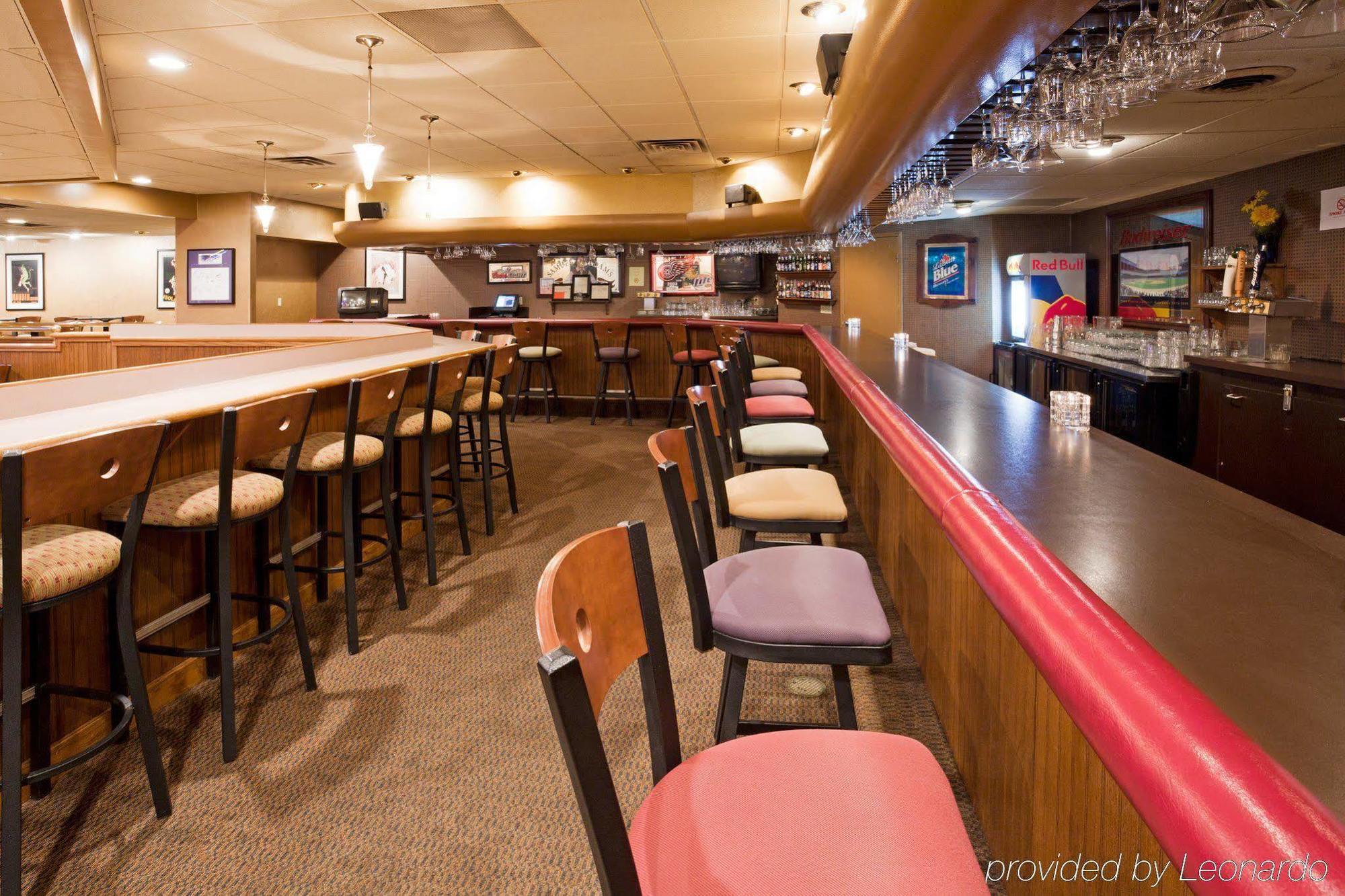 By Ihg Marquette